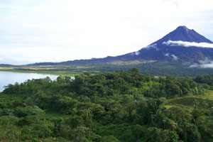 The road to El Castillo and this property skirt the lake on the long lakeward slope at the foot of the volcano. 