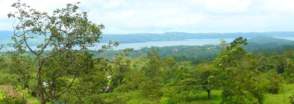 There are vast territorial views from the property, including Lake Arenal and the town of Nuevo Arenal.