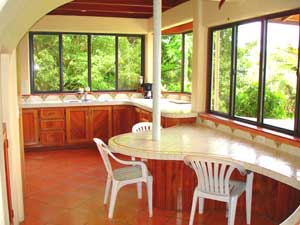 Luxury B&B estate for sale at Lake Arenal, Costa Rica