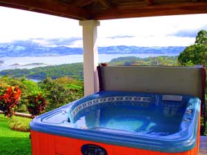 Luxury B&B estate for sale at Lake Arenal, Costa Rica