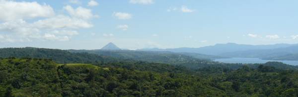 Red Sunset inn has extraordinary visttas of famously active Arenal Volcano and Lake Arenal.