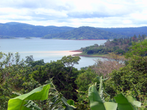 On the lake side, the house has good views of Lake Arenal, including Puerto San Luis Cove.