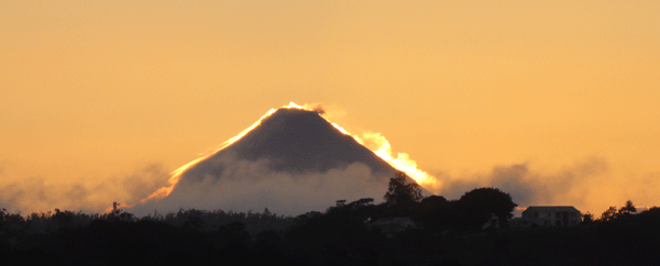 Wake up to this view of the Arenal Volcano.