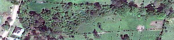 The Google image shows the property from the house on the Chimurria road at left down to the pastered far end in the gently sloping valley. 