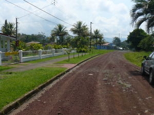 The property is located two blocks from the center of the village of Tronadora.