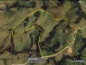 This Google Earth view shows the borders of the whole 70-acre finca with the large home on a hilltop a short distance above the Tilaran to Monteverde road. 