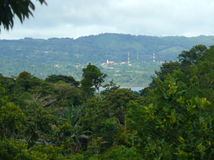 Nuevo Arenal can be seen across the lake.