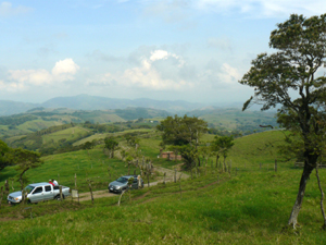 The lots are accessed a single road which follows the ridge to the mountain top. 