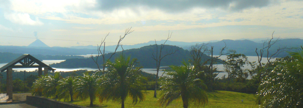 The entrance hilltop at Turtle Cove has this great view of the lake and volcano.